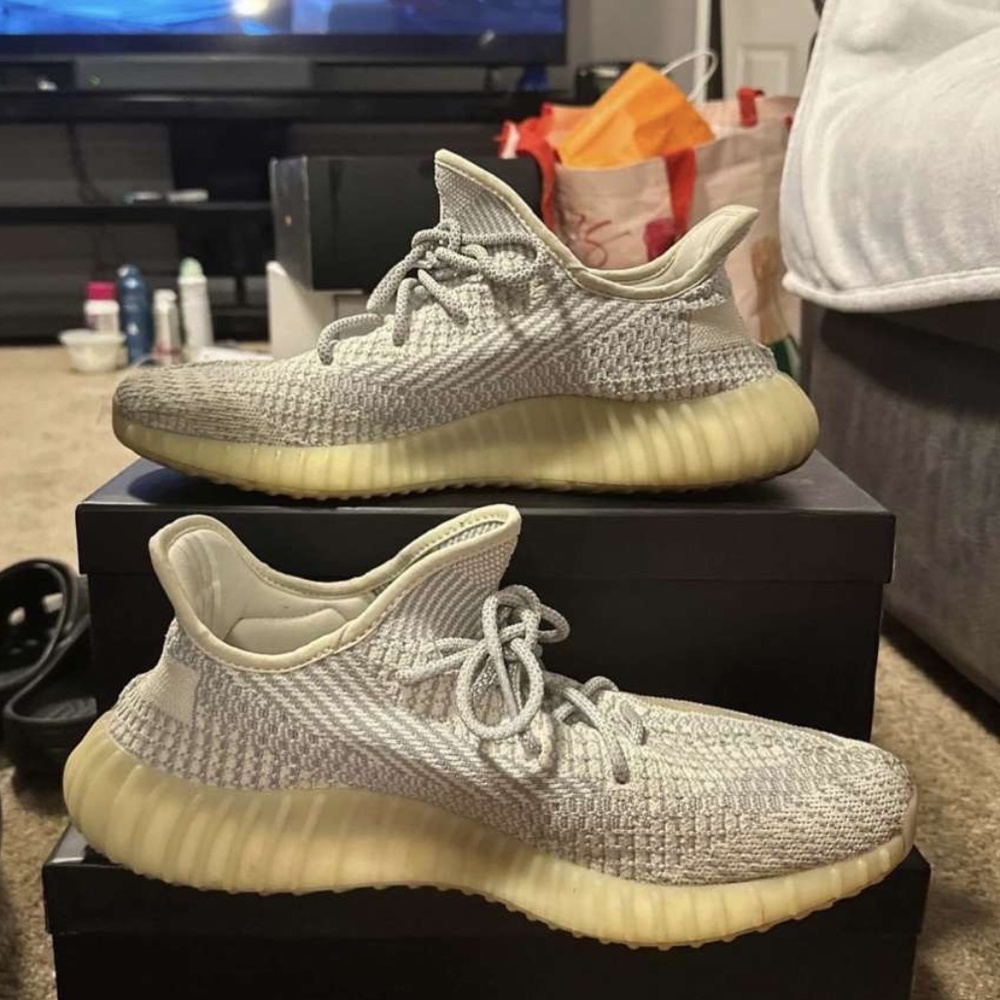 Men’s Yeezy Lundmarks